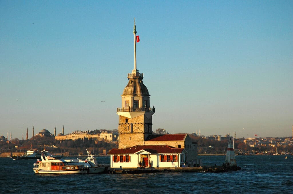 Üsküdar eşya depolama hizmetlerinde Depo Plus+ her zaman yanınızda.